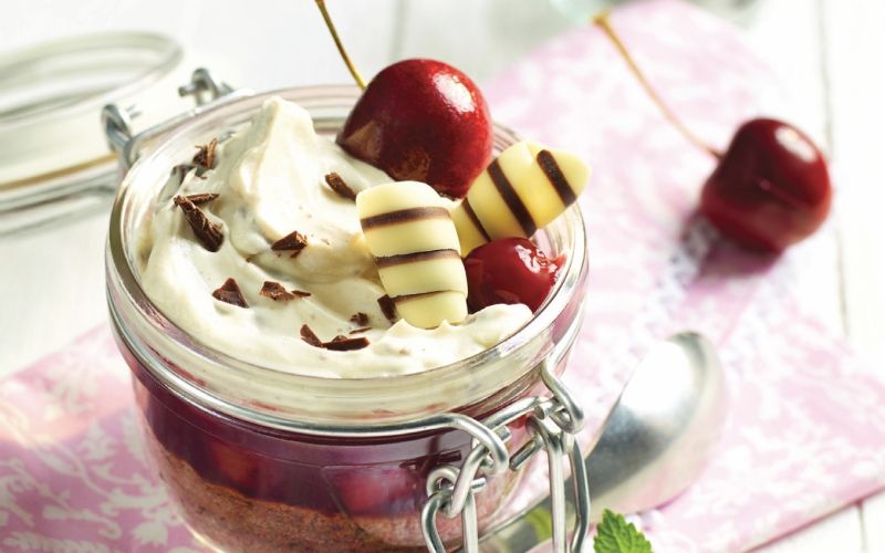 češnjev tiramisu