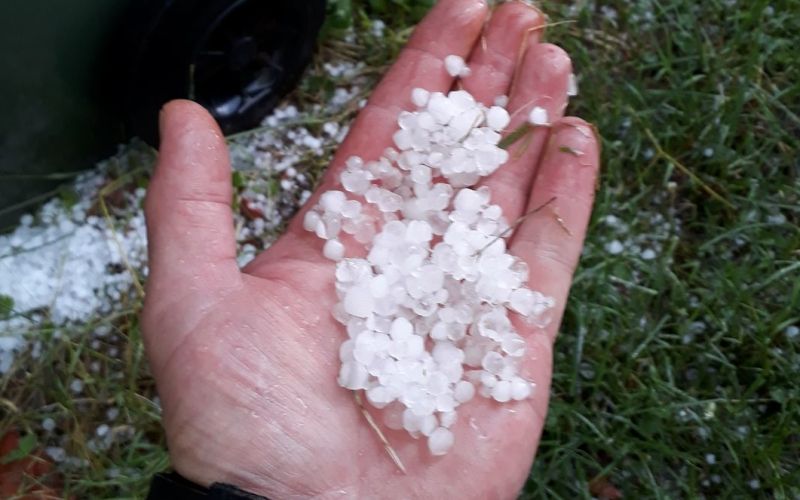 toča nad cerknico