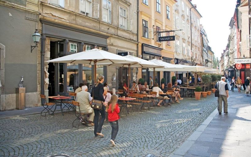 ljubljana-ljudje-ulica.jpg