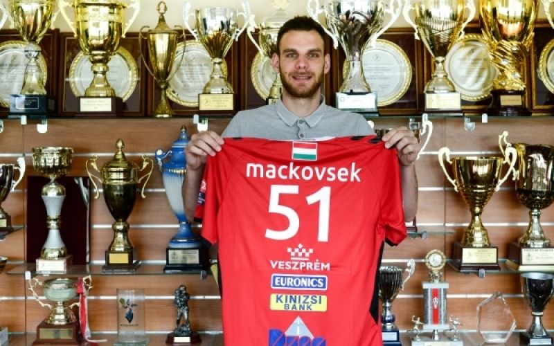 mackovsek.jpg