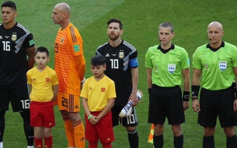 caballero-messi.jpg