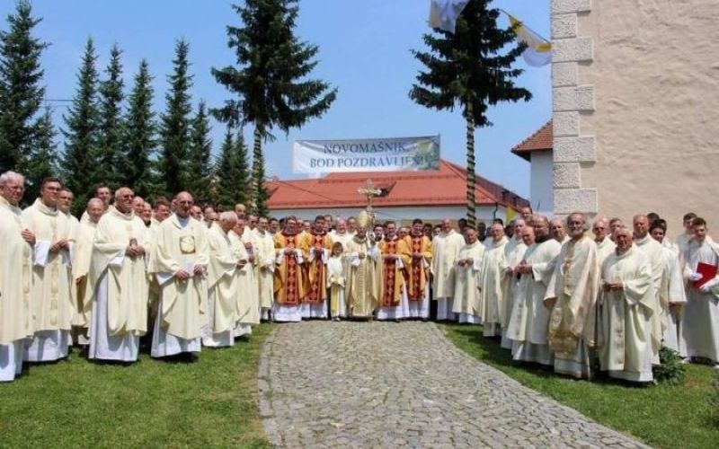 _zzzzzneimenovana16_000.jpg