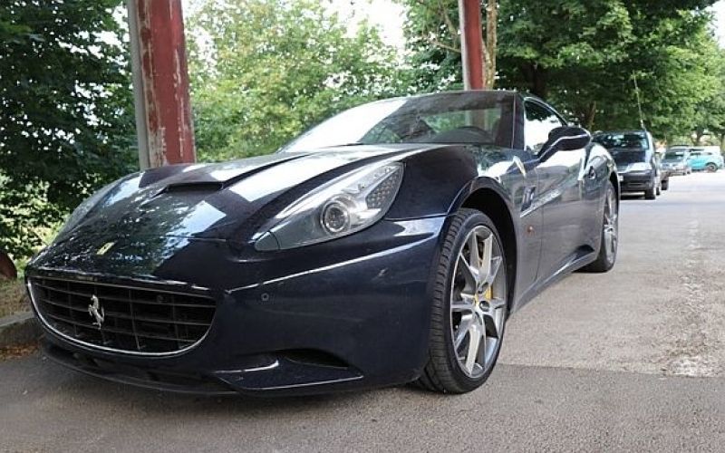 Ferrari 2.jpg