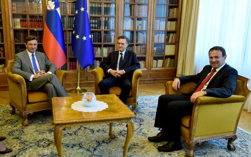 poslanca narodnih skupnosti Felice Žiža in Ferenc Horvath,