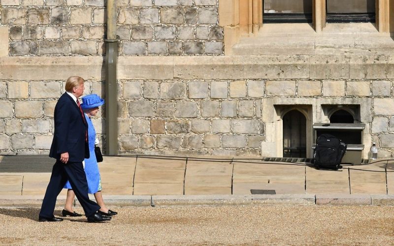 Donald Trump, Elizabeta II..jpg
