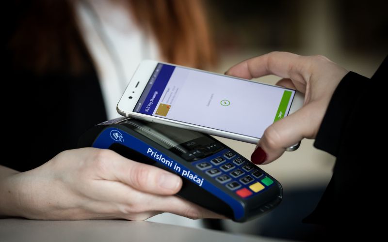 NLB_Pay_placilo_POS.JPG