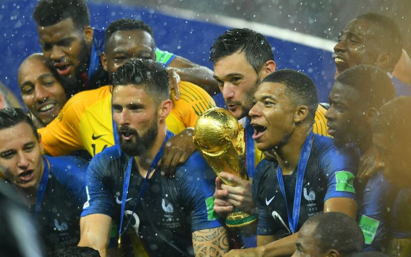 Lloris mbape re.jpg