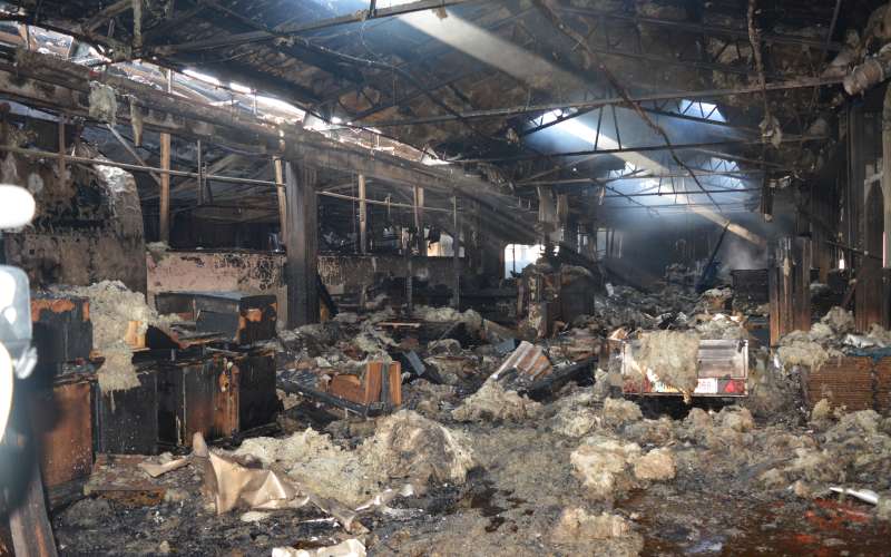 FOTO 5, požar v straži