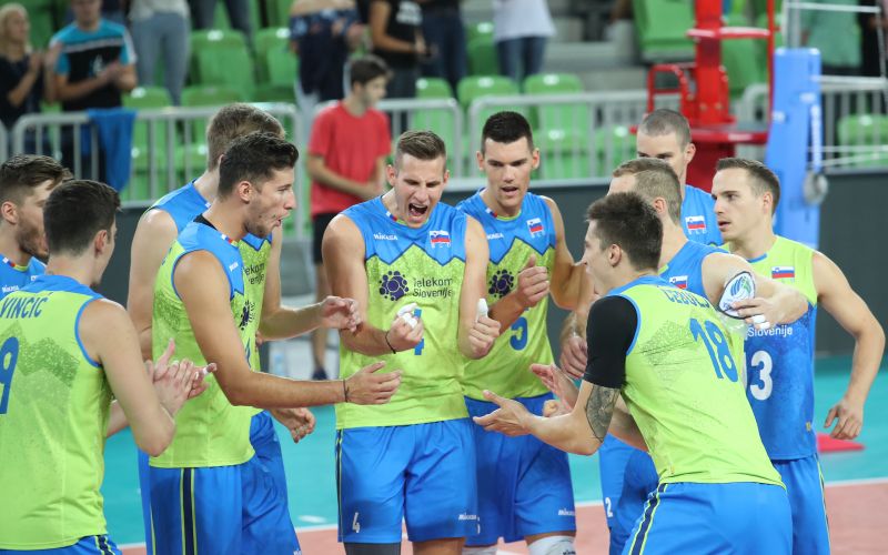 slovenija odbojka.JPG