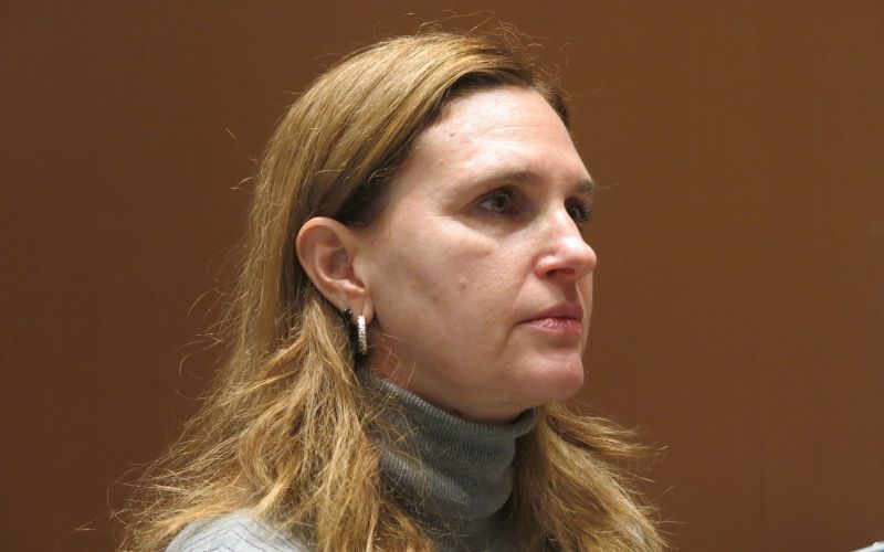 mojca prelesnik.jpg