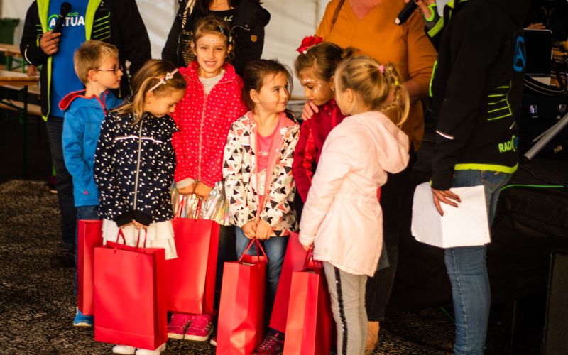NAGRADILI SMO ZMAGOVALNI 1.C OŠ VENCLJA PERKA.JPG