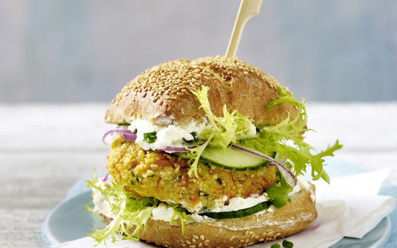 kuskusov burger.jpg