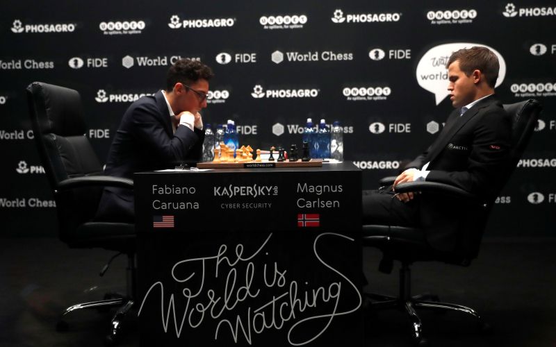 Caruana Carlsen.jpg