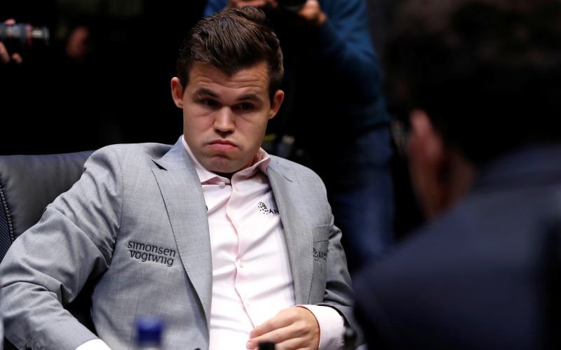 magnus carlsen re.jpg
