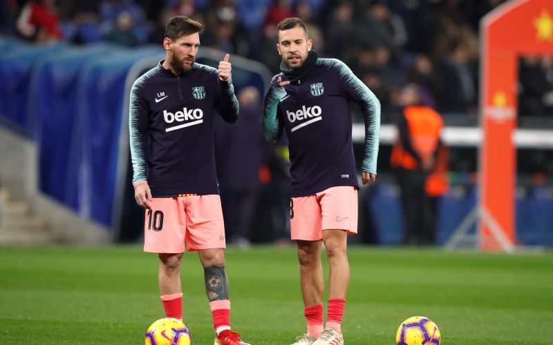 messi alba.jpg