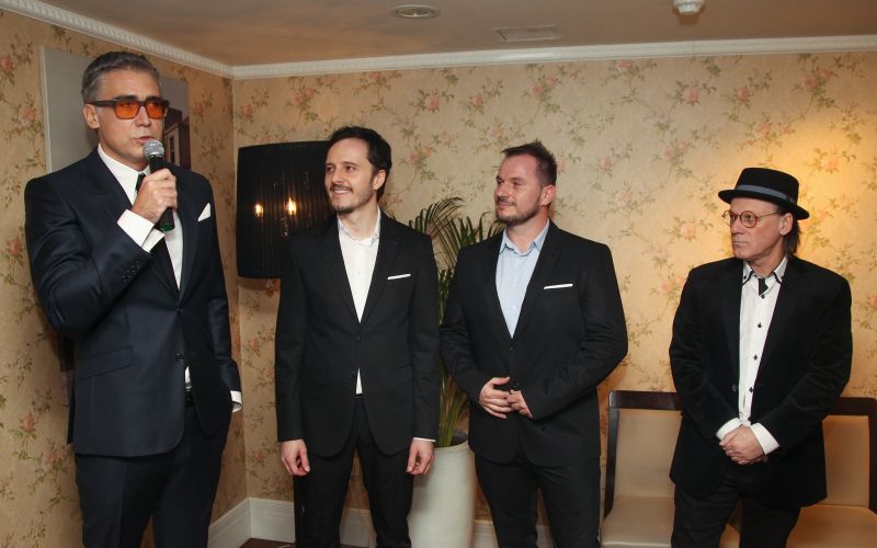 Jan Plestenjak, modrijani, blaž švab