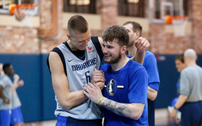 doncic-porzingis.jpg