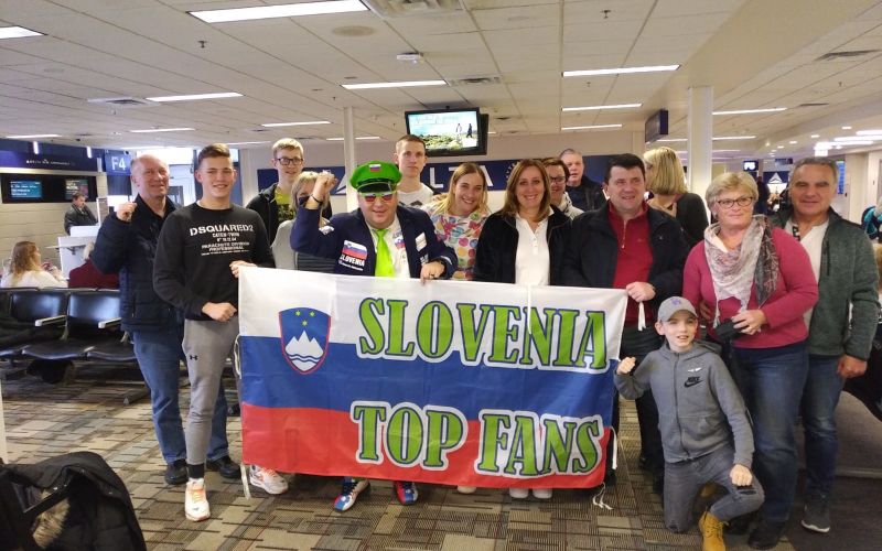 NASLOVNA