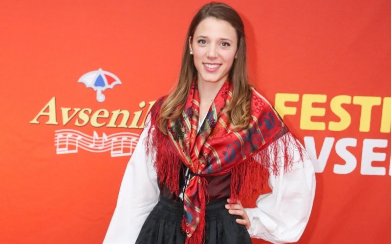 monika avsenik.jpg