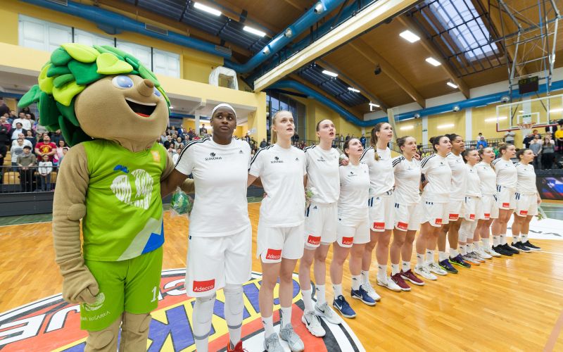 slovenija zenske.jpg