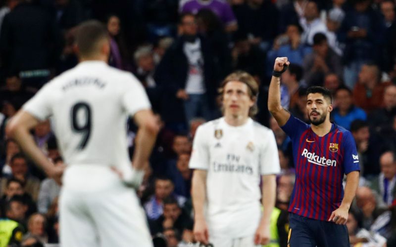 real barcelona suarez.jpg
