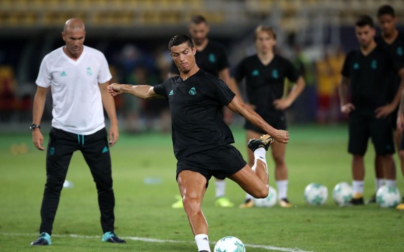 zinedine zidane_cristiano ronaldo.jpg
