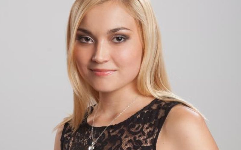 eva cerne 1.jpg
