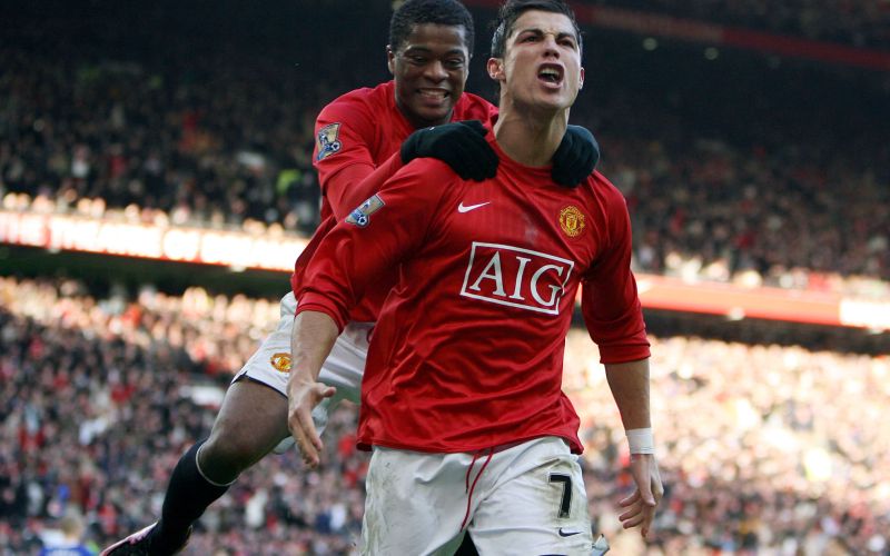 evra ronaldo.jpg
