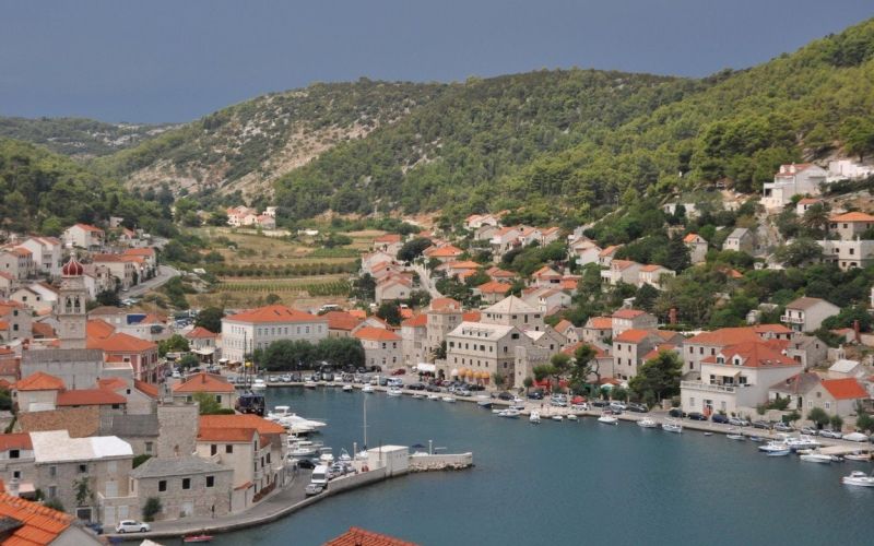 Pučišća, otok brač