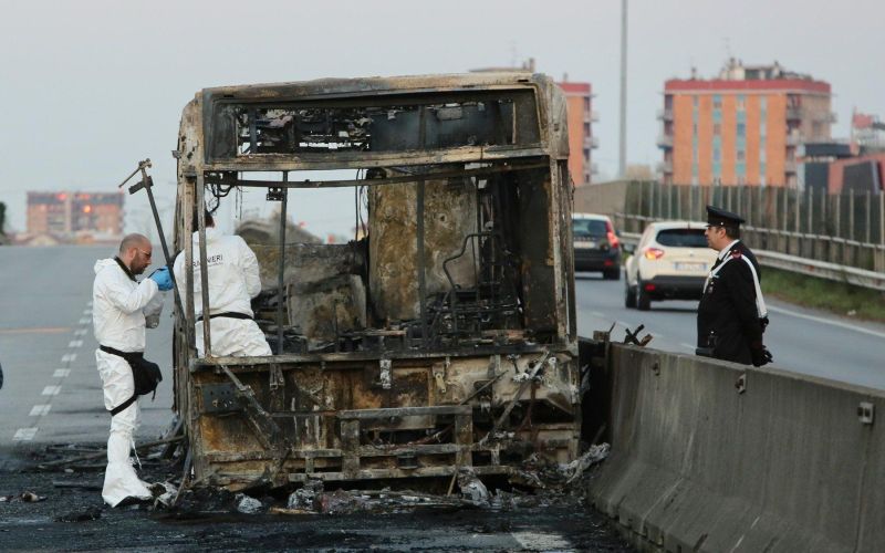 avtobus, ugrabitev, milano.jpg
