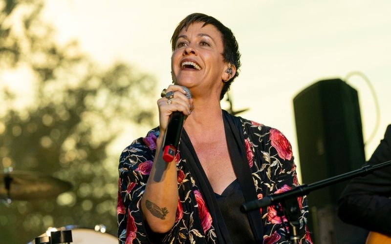 Alanis Morissette.jpg