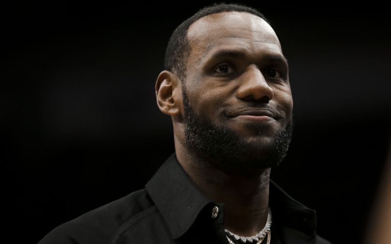 lebron james.jpg
