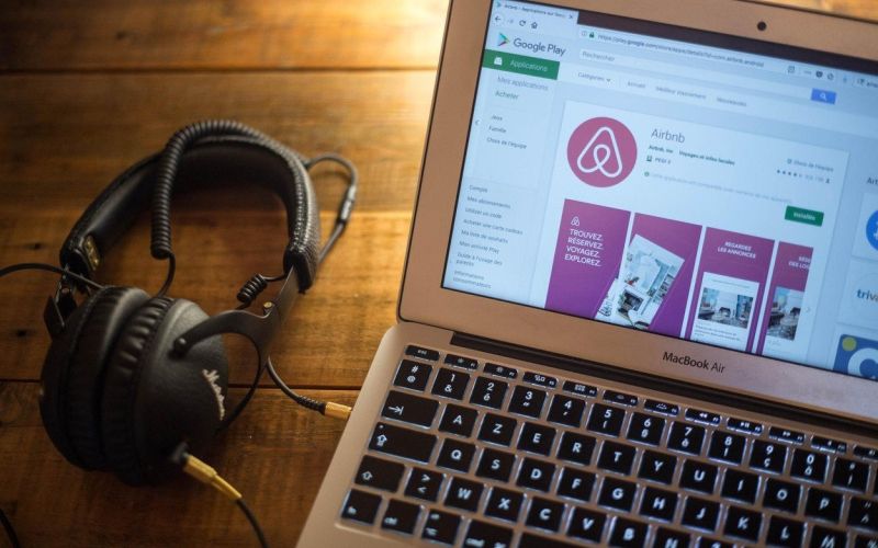 Airbnb