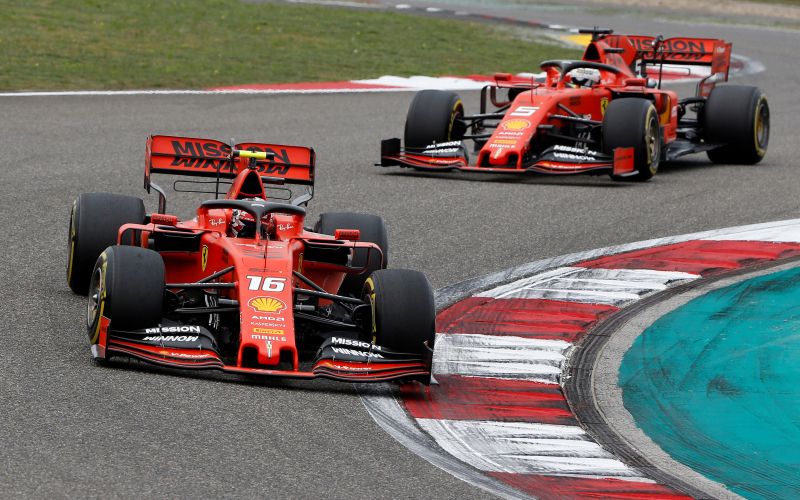 ferrari.jpg
