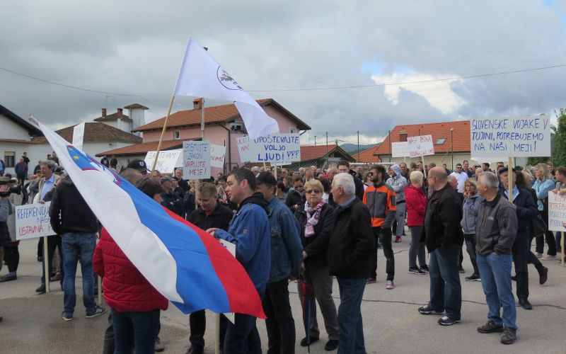jelšane, protest1.jpg