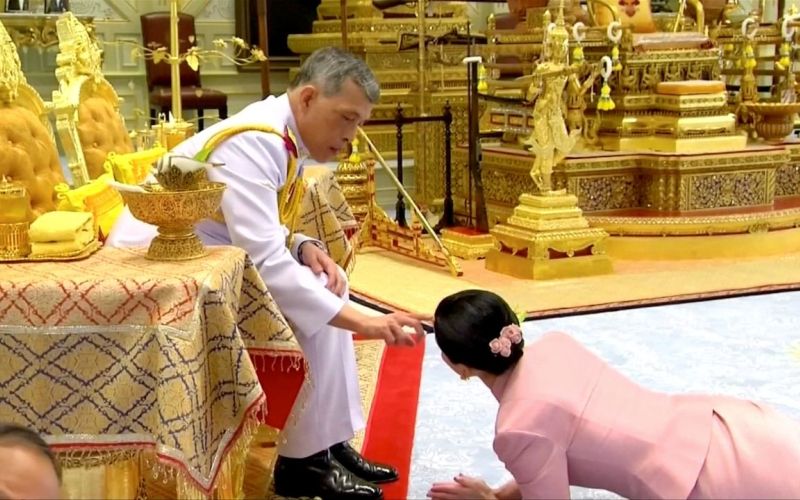 Maha Vadžiralongkorn, Sutida Tidžai