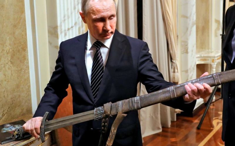 Vladimir Putin, meč