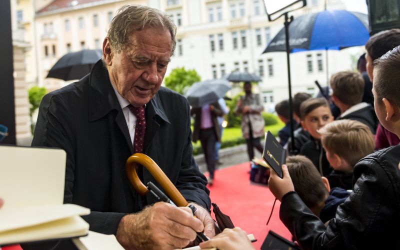 mandaric.jpg