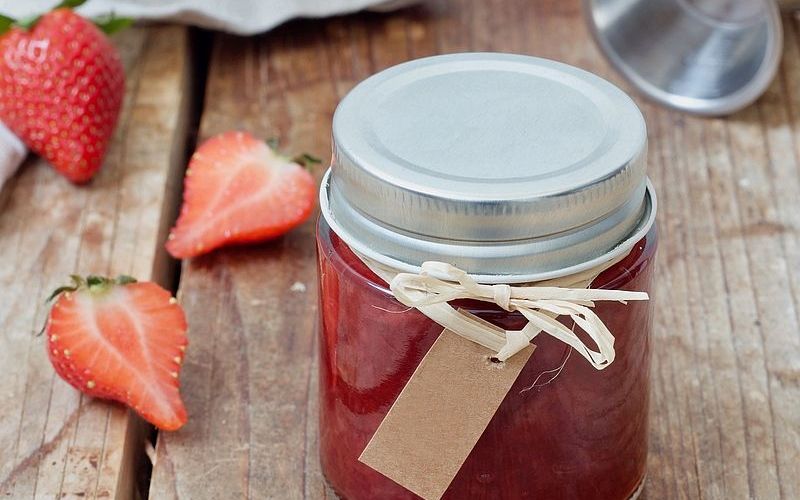 Slika 2 - csm_Erdbeer_Gin_Marmelade_SweetsLifestyle_2019_6f4f8e54e2.jpg