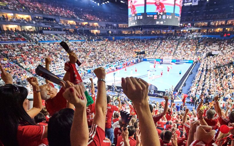 Lanxess Arena.jpg