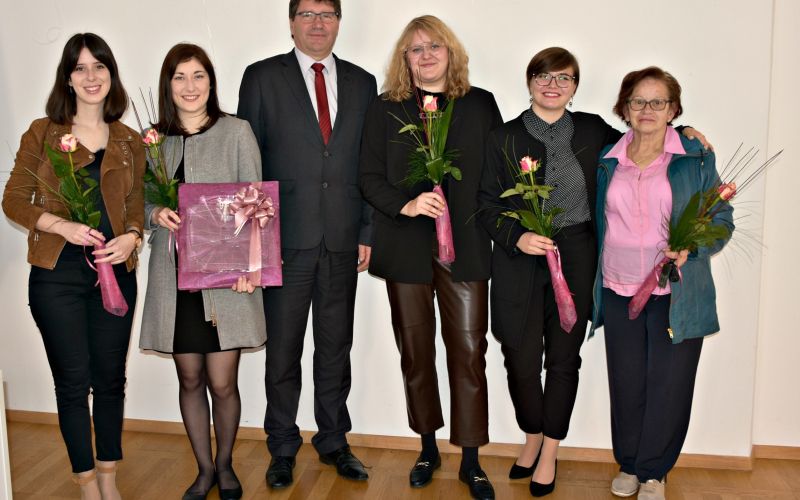 _zzzzzzzzzsprejem_za_vokalno_skupino_aria.jpg