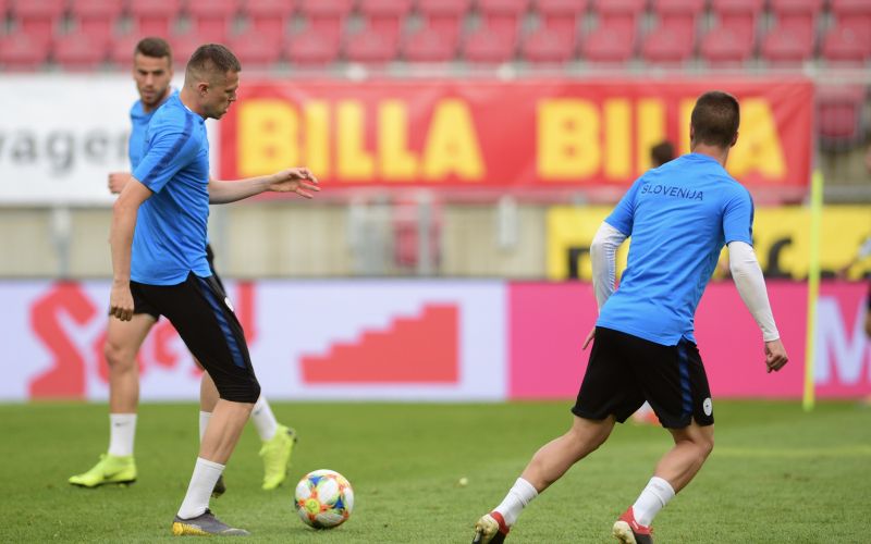 ilicic slovenija mm.JPG