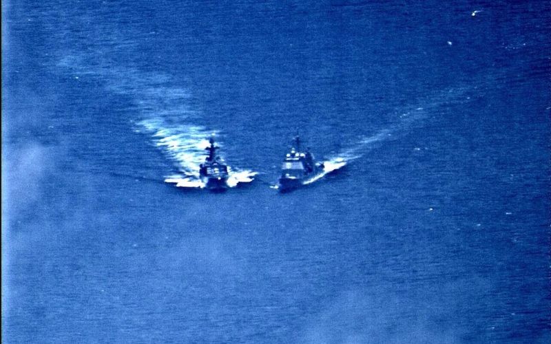 USS Chancellorsville, Admiral Vinogradov, incident