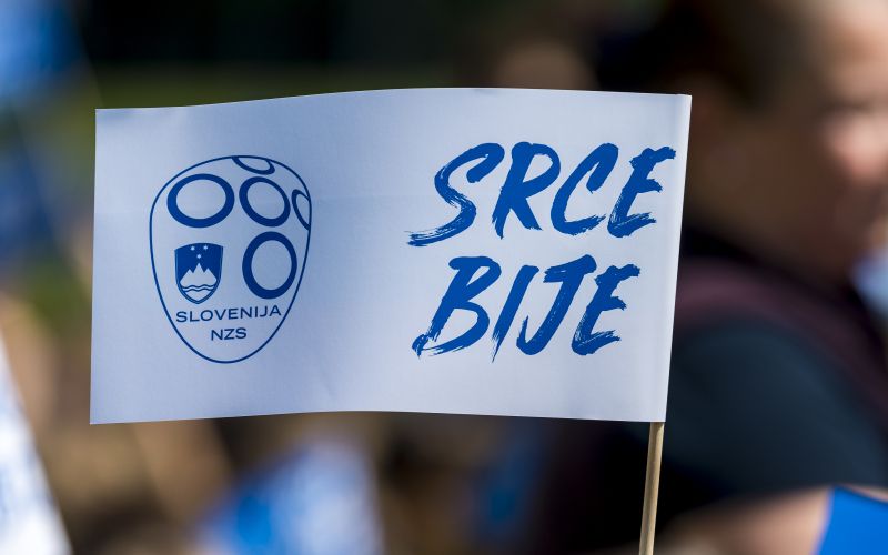 srce bije.jpg