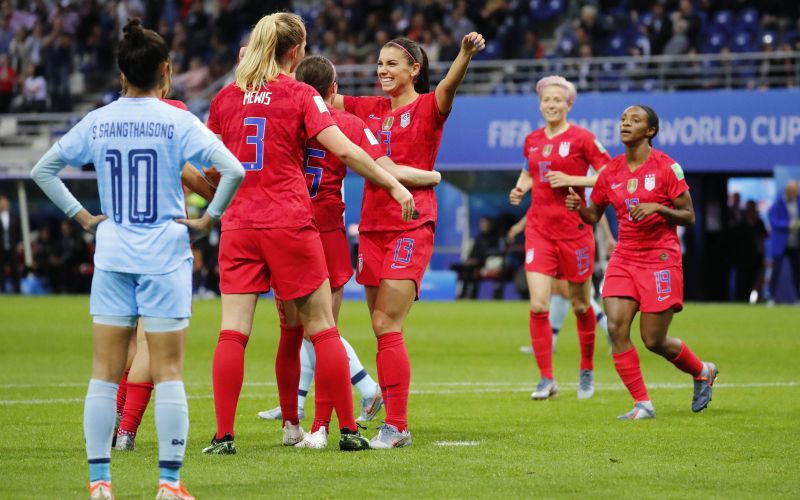 alex morgan re.jpg