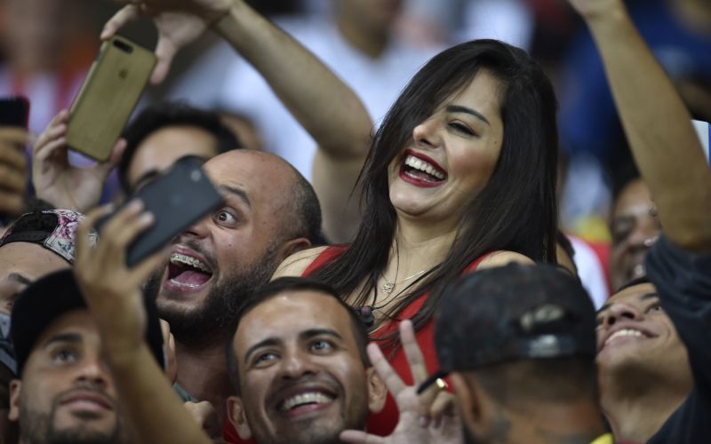 Larissa Riquelme 2.jpg