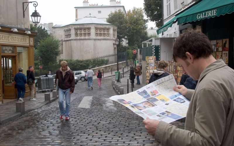 pariz, montmarte, turisti.jpg