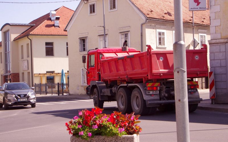 d31_tovornjak1.jpg