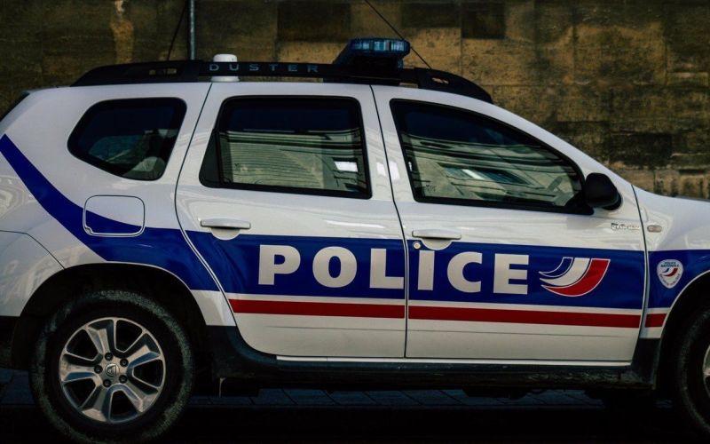 francoska policija, splošna1.jpg