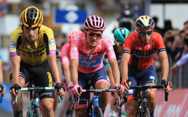 roglic carapaz giro.jpg